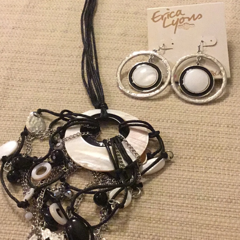 Brand New Erica Lyons Black/white/Silver Long Necklace/Earrings